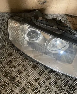 Audi A8 S8 D3 4E Headlight/headlamp 15812401