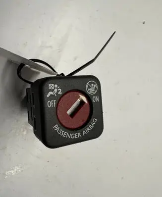 Peugeot 308 Passenger airbag on/off switch 9641391277