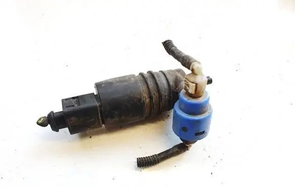 Mercedes-Benz Vaneo W414 Windscreen/windshield washer pump 26259 8790