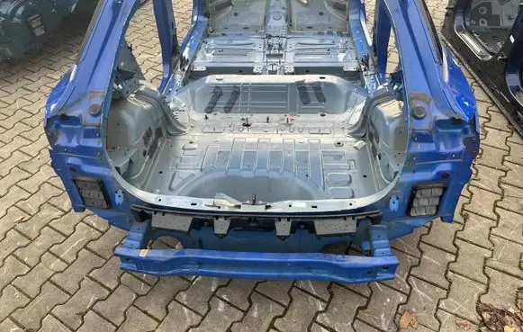 Opel Mokka B Rear bodywork DG24142