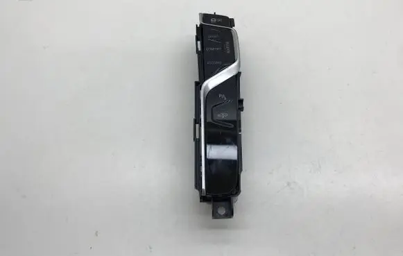 BMW 7 G11 G12 Parking (PDC) sensor switch 6819156