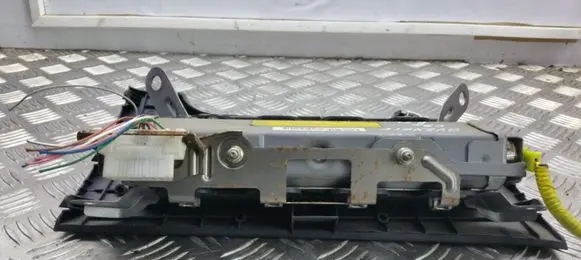 Knee airbag