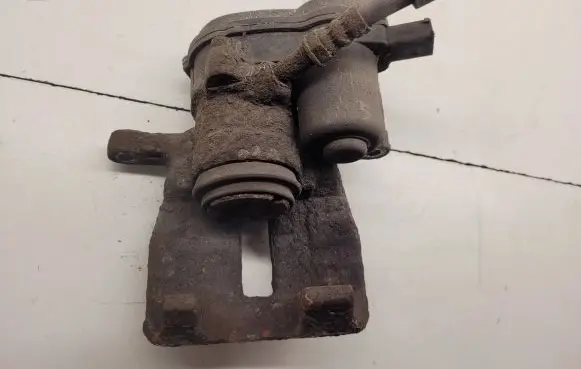 Audi A4 S4 B8 8K Rear brake caliper 32335478