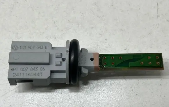 Interior temperature sensor