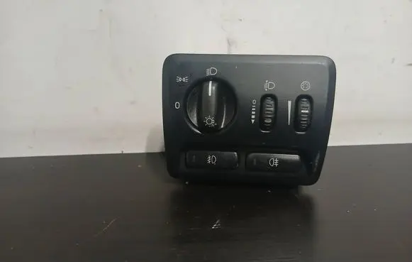 Volvo S60 Light switch 30739314 ML34EA00081 05W35E01