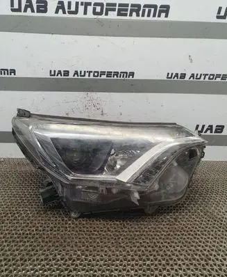 Toyota RAV 4 (XA40) Headlight/headlamp