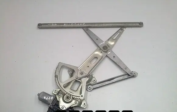 Lexus IS 220D-250-350 Front door window regulator with motor 