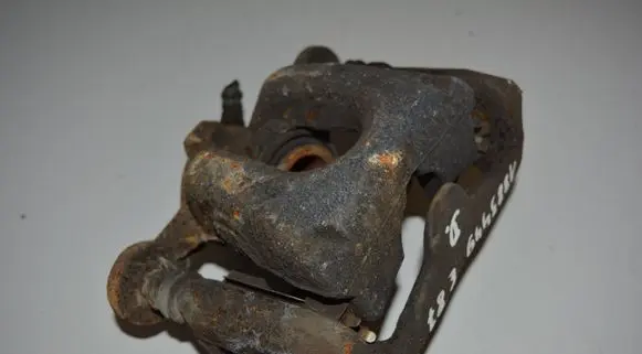 BMW 1 E81 E87 Front brake caliper