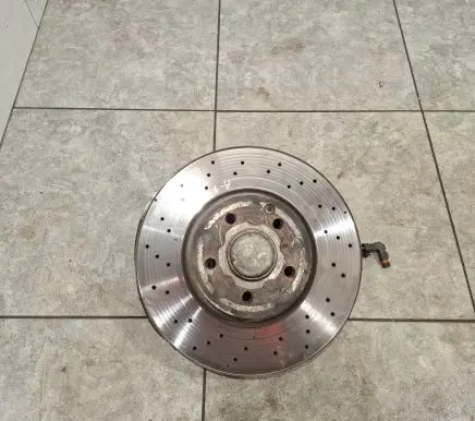 Mercedes-Benz E W212 Front wheel hub