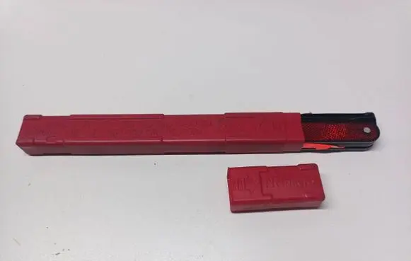 Audi A3 S3 8P Emergency warning sign A1718900097