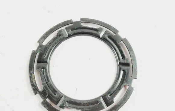Nissan Pathfinder R52 In tank fuel pump screw locking ring/nut 