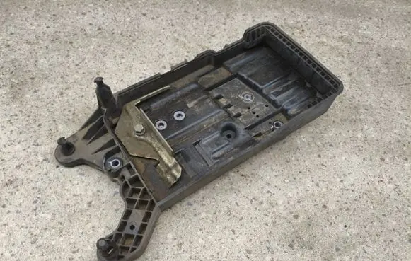 Volkswagen Tiguan Allspace Battery tray 5QF915321C 5QF915331C