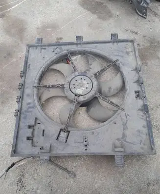 Mercedes-Benz B W245 Radiator cooling fan shroud 440320041F 6385001993