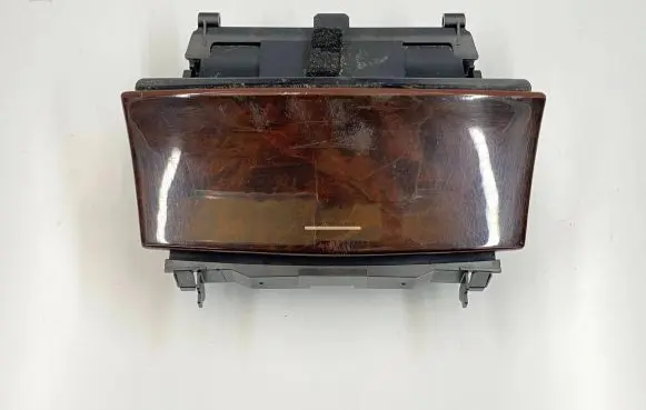 Ashtray (front)