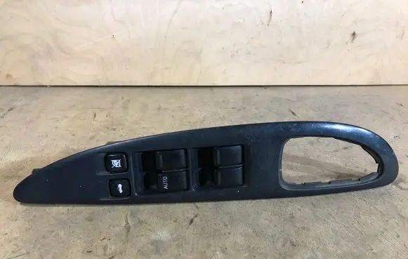Nissan Primera Electric window control switch 25401AV640 C8DD702N 80961AV660