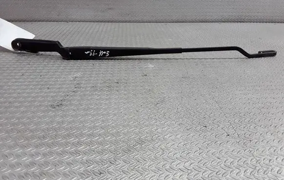 Volkswagen Golf IV Front wiper blade arm 1J1955409A