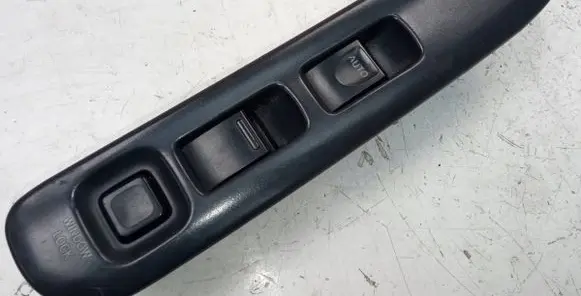 Suzuki Swift Cultus Quarter vent window switch 