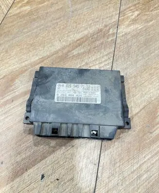 Mercedes-Benz E W211 Parking PDC control unit/module A0255457132 1039E00351 0263004025