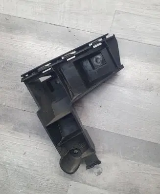 Volvo XC70 Rear bumper mounting bracket 30678651 BP3EA