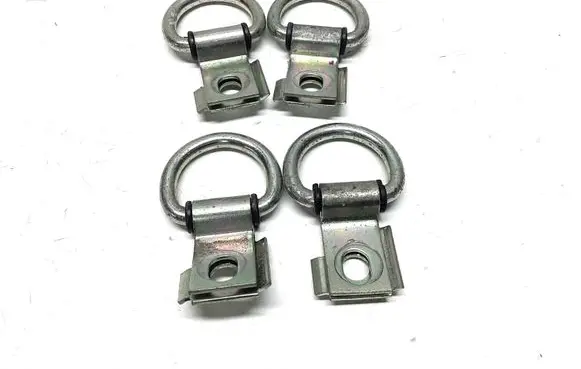 Land Rover Freelander 2 - LR2 Tie down hook / loop 