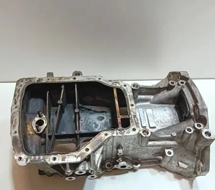 Hyundai Tucson TL Oil sump 211352B700 21135-2B700