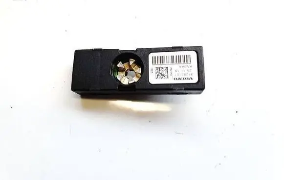 Volvo V40 Antenna control unit 31282107
