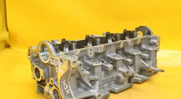 Renault Scenic II - Grand scenic II Engine head 3681