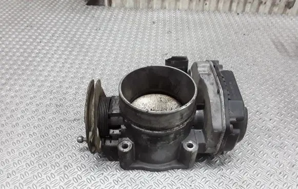Audi A6 S6 C5 4B Throttle valve 078133063AK