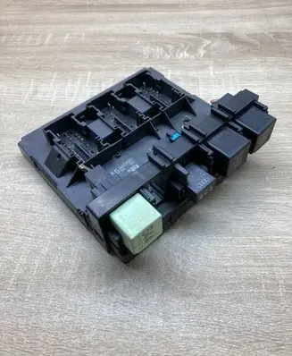 Volkswagen PASSAT B7 Comfort/convenience module 3AA937087C 5WK50447