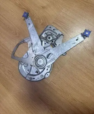 Volvo S60 Front window lifting mechanism without motor 3069902 106469