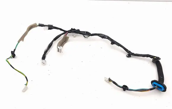 Suzuki Vitara (LY) Rear door wiring loom 3675154P00