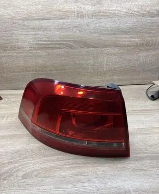 Volkswagen PASSAT B7 Rear/tail lights 3AF945095E LEFTSIDE
