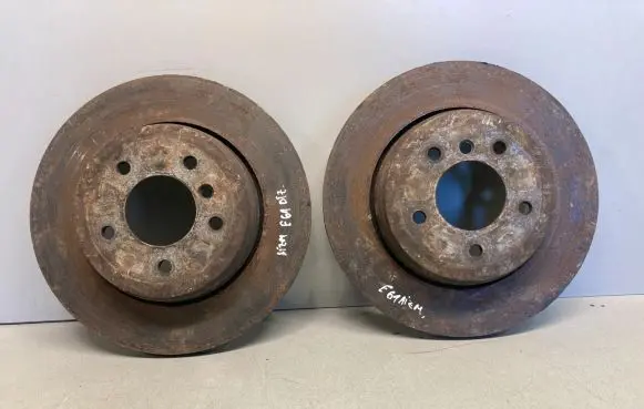 BMW 5 E60 E61 Rear brake disc