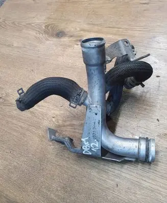 Nissan Navara D23 Engine coolant pipe/hose 210477770R