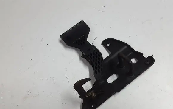 Audi A4 S4 B7 8E 8H Engine bonnet/hood lock/latch loop/hook 