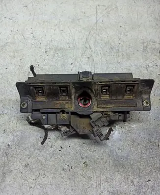 Audi A6 S6 C5 4B Tailgate/trunk/boot lock/catch/latch 4B0827565H