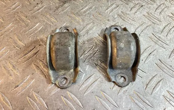 Porsche Macan (95B) Sway bar bush bracket, front 4D0411336G