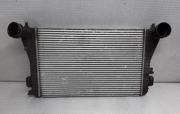 Volkswagen Golf V Intercooler radiator 1K0145803M