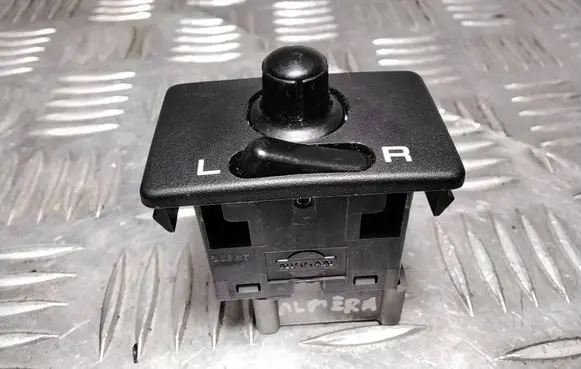 Nissan Almera Wing mirror switch