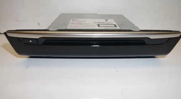 Mazda 6 Radio/CD/DVD/GPS head unit GMB6669G0