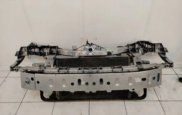Ford Focus Radiator support slam panel 