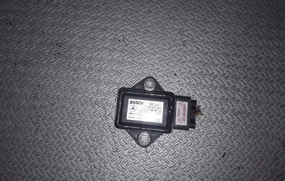 Mercedes-Benz E W211 ESP acceleration yaw rate sensor A0025426618