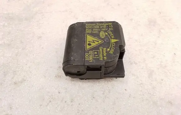BMW 5 E60 E61 Headlight ballast module Xenon 5DD00831910