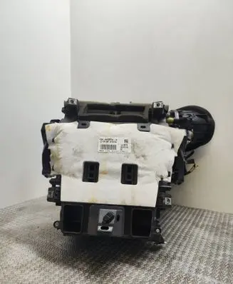 Opel Mokka B Interior heater climate box assembly housing 9829049180 0001023140 13210016