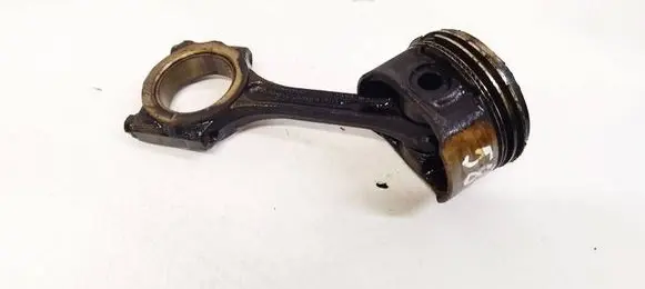 Renault Clio II Piston with connecting rod 