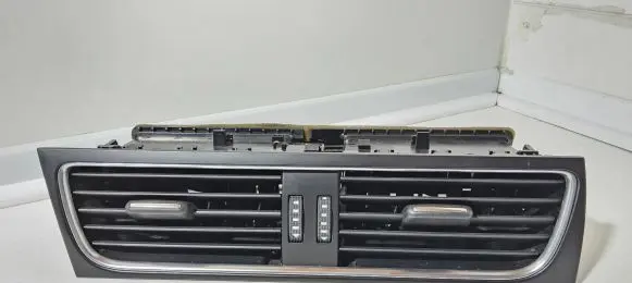 Audi A4 S4 B8 8K Dash center air vent grill 8T1820951B