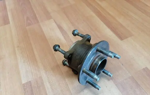 Opel Astra K Rear wheel bearing hub 13517460 13580386 13507454