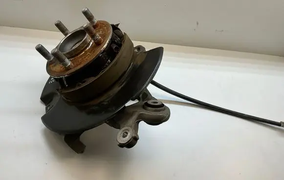 Dodge Challenger Rear wheel hub 04779204AF 68038762AB 04779209AG
