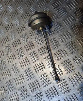 Mercedes-Benz CLA C117 X117 W117 Valve vacuum 