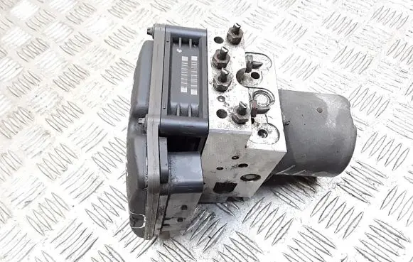 Mercedes-Benz E W211 ABS Pump